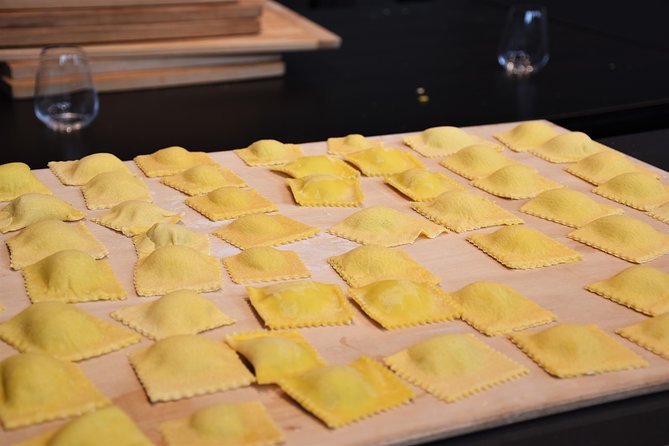 Private Cooking Class in Wonderful Villa With Lunch or Dinner (Parma) - Pricing and Booking Details