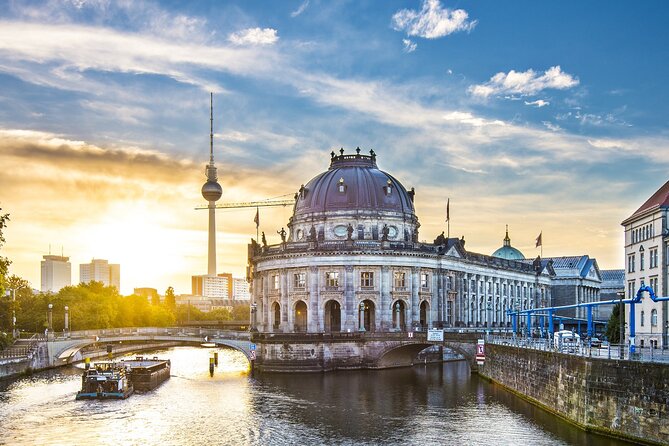 Private Deluxe Tour by Car With Meal at Reichstag, Wine & Chocolate Tastings - Common Questions
