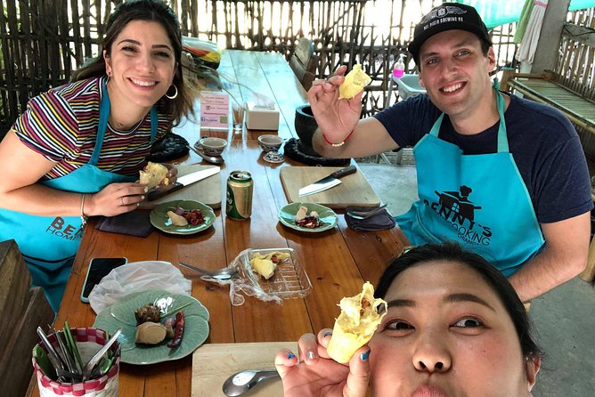 Private Dinner Cooking Class With Benny in Chiang Mai - Experience Details