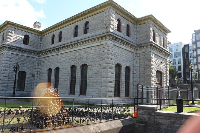 Private Investigator Exploration Game in Downtown Ottawa - Meeting and Pickup Details