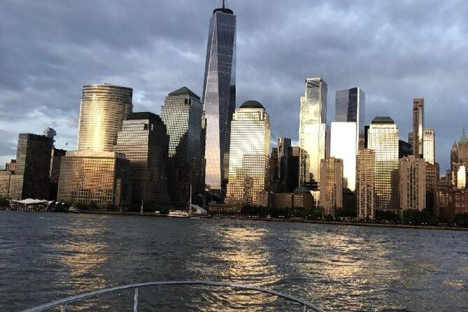 Private Luxury Daytime Boat Tour in New York City - 2 Hour - Pricing and Booking Details