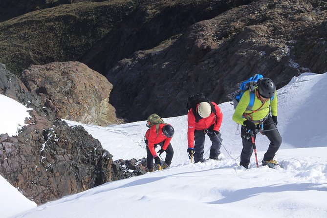 Private Mateo Peak Climbing Trip From Huaraz - Inclusions and Services Provided