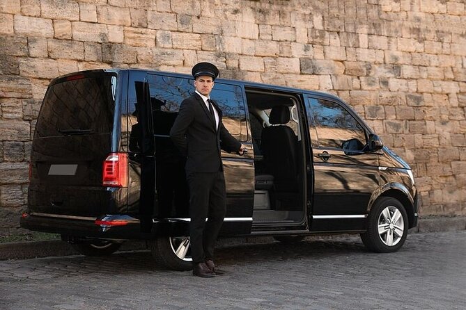 Private One-Way Airport Transfer (Sydney Airport To/from Sydney) - Pricing and Booking Details