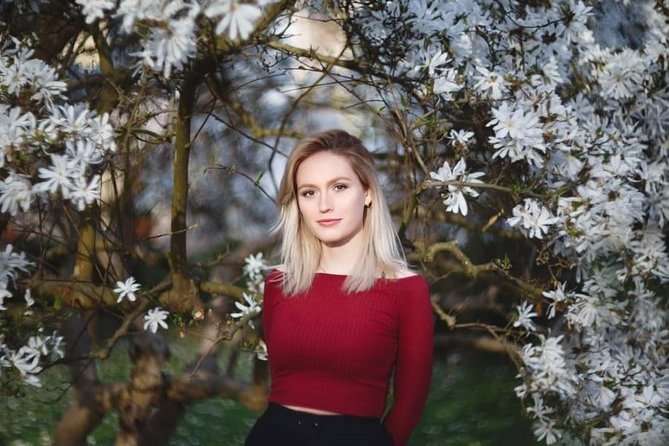 Private Photo Session With a Local Photographer in Colmar - Date and Travelers