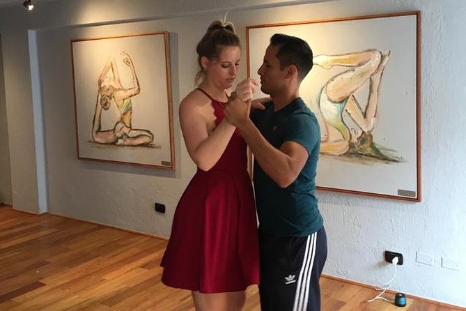 Private Salsa and Bachata Class - Inclusions and Meeting Point