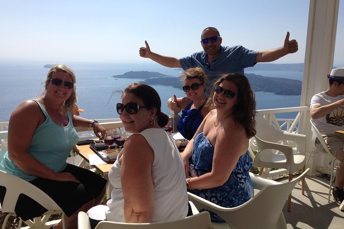 Private Santorini Full-Day Guided Sightseeing Tour - Exploring Minoan-era Ruins at Akrotiri