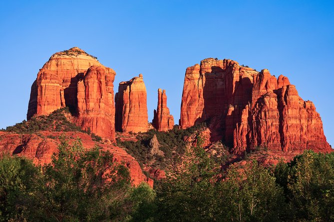 Private Sedona Scenic Full-Day in Luxury Car Tour - Tour Highlights
