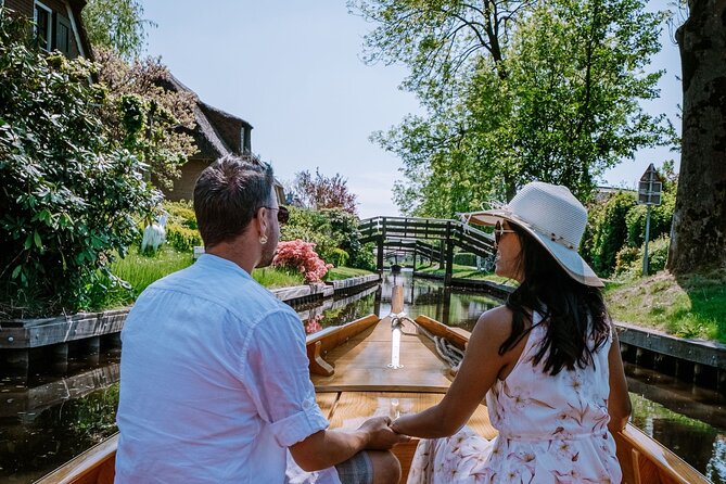 Private Self Guided Walking Tour in Giethoorn With Your Phone - Tour Details