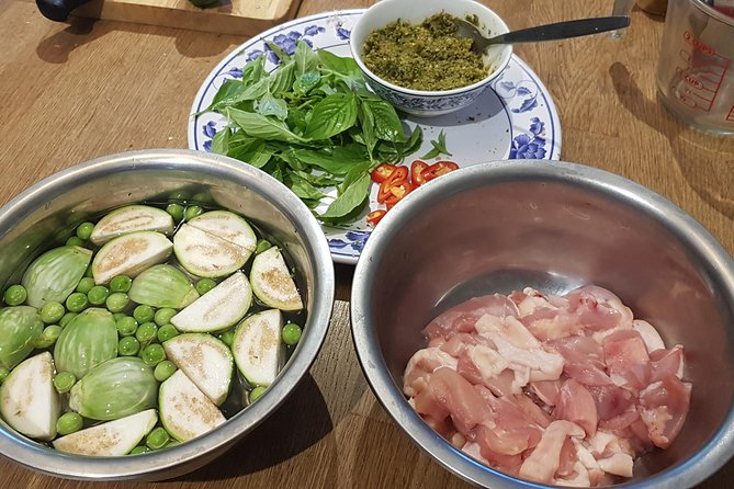 Private Thai Home Cooking Lesson (since 2004) - What Is a Private Thai Home Cooking Lesson?