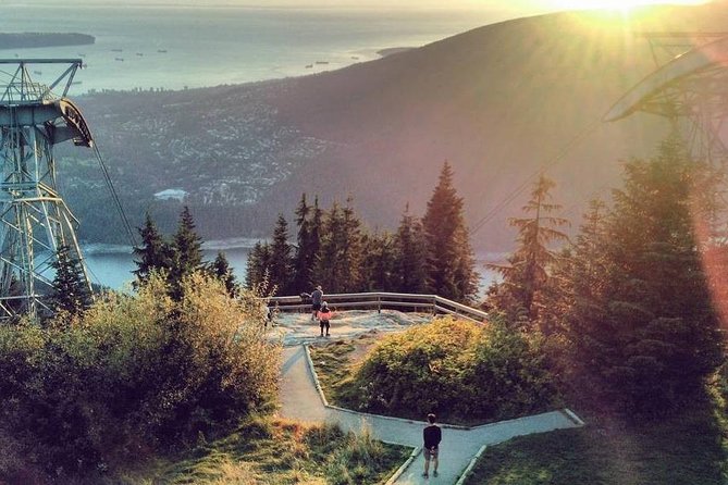 Private Tour: Capilano Suspension Bridge and Grouse Mountain - Pricing and Booking