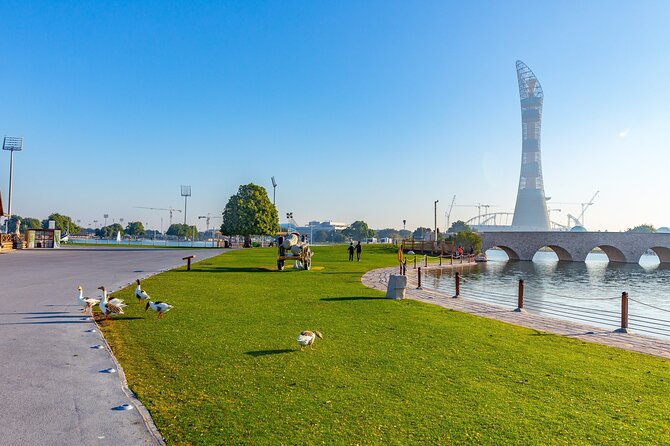 Private Tour Doha to Discover Musfur Sinkhole and Aspire Park - Musfur Sinkhole Exploration