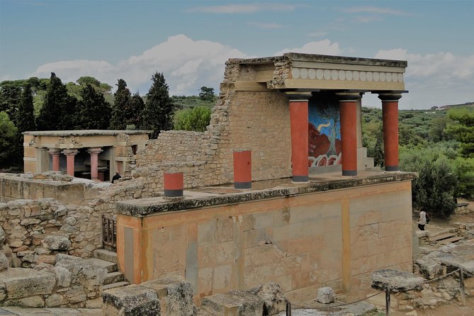 Private Tour Knossos & Heraklion City - Overview and Tour Details