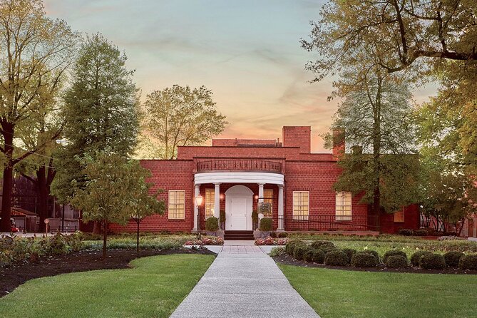 Private Tour of Kentuckys Small Batch Bourbon Distilleries - Overview and Tour Details