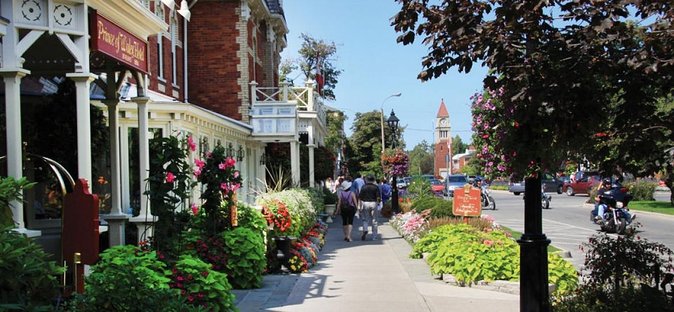 Private Tour of Niagara Falls With Niagara City Cruise - Pricing and Booking Details