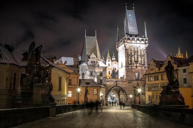 Private Transfer From Dresden to Prague With 2 Hours for Sightseeing - Flexibility to Choose Stops for Sightseeing
