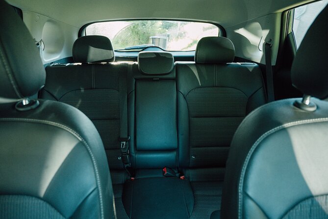 Private Transfer From Passau to Prague With 2 Hours of Sightseeing, Local Driver - Booking Confirmation and Essential Information