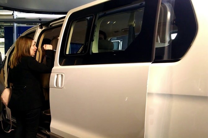 Private Transfer From the Airport to Your Hotel/House . - Booking Confirmation
