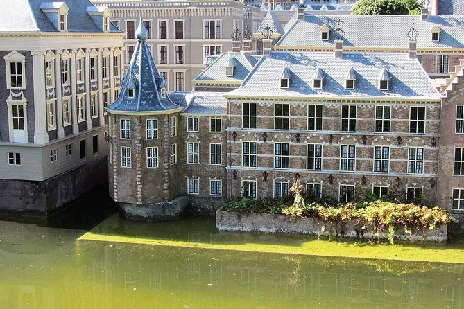 Private Transfer From the Hague to Amsterdam - Booking Confirmation and Accessibility Information