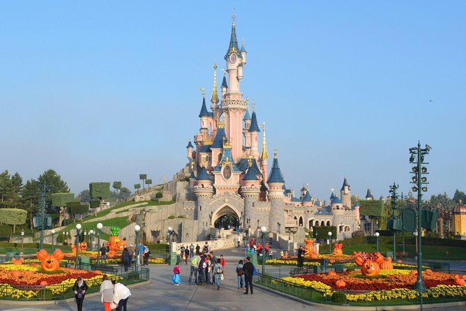 Private Transfer: Paris Disneyland to Paris City in Business Car - Confirmation and Booking Details