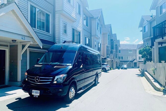 Private Transfers From Vancouver Airport to Downtown Vancouver. - Pricing and Booking