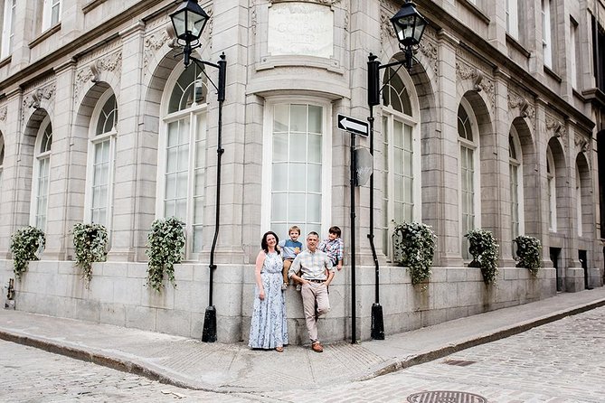 Private Vacation Photography Session With Photographer in Montreal - Duration and Meeting Point