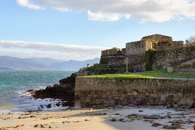 Private Walking Tour in Fisterra - What Is a Private Walking Tour?