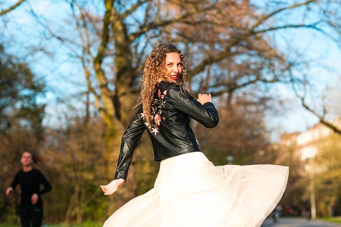 Professional Private Photoshoot at Vondelpark in Amsterdam - Meeting and Pickup