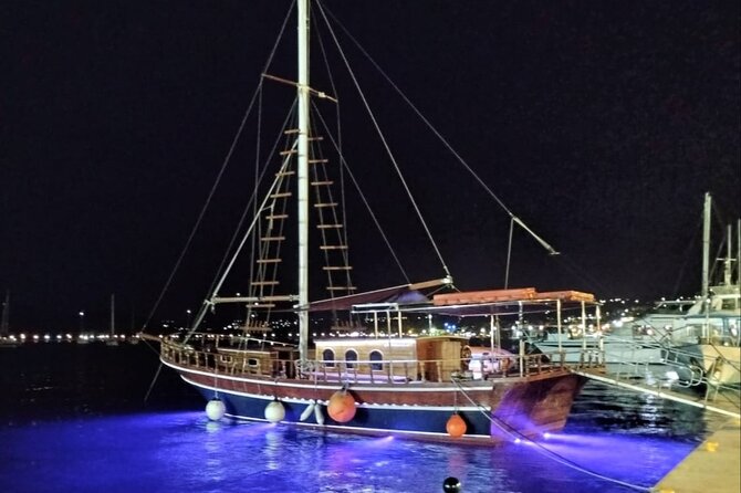 Queenbee" Full-Day Boat Trip With Lunch - Trip Details