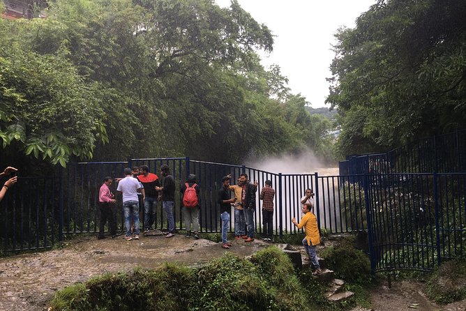 Quick Tour of Devi'S Fall and Cave With Driver - Devis Fall: A Natural Wonder