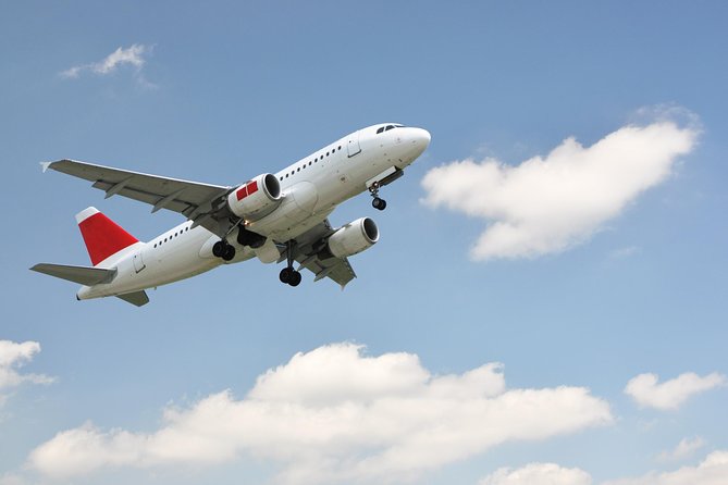 Reykjavik International Airport Private Departure Transfer - Stress-Free Ride to Keflavik Airport