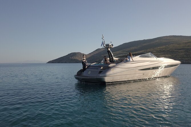 Rivale 52 Luxury Yacht Experience 2,5h - Overview and Inclusions