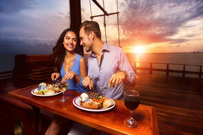 Romantic Dinner on a Spanish Galeon in Cancun - Overview of the Experience