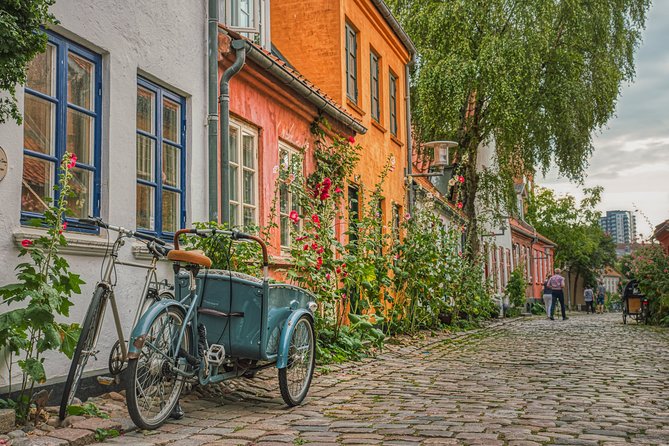 Romantic Magic in Aarhus – Walking Tour - Tour Duration
