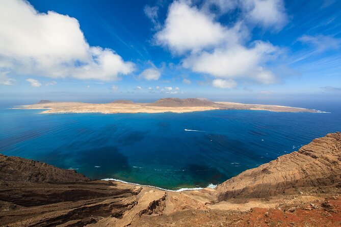 Roundtrip Ferry Transfer to La Graciosa With Free Wifi - Booking and Transfer Details