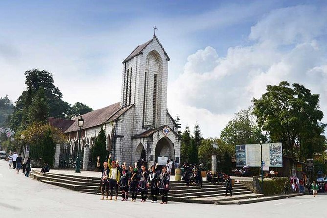 Sa Pa 2-Day Moderate Trek and Homestay Limousine Tour From Hanoi - Day 1 Itinerary
