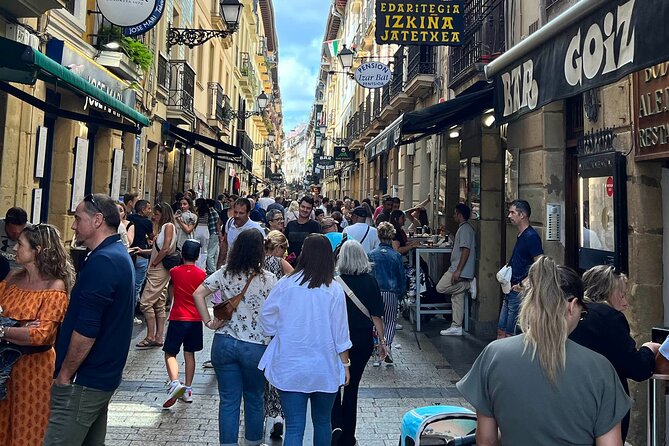 Sampling San Sebastiáns History: A Self Guided Audio Tour - Historical Landmarks in San Sebastián