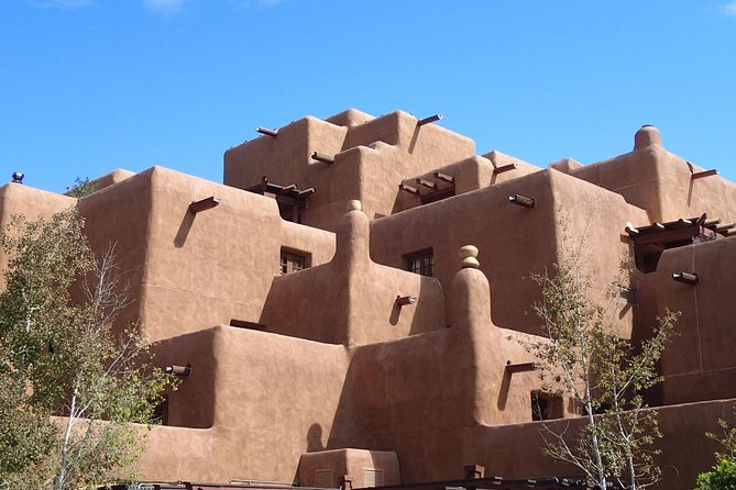 Santa Fe Scavenger Hunt Adventure - Overview and Features