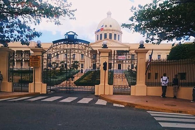 Santo Domingo City Tour: History of the Caribbean - Santo Domingos Role in Caribbean History