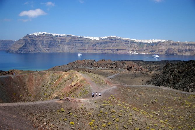Santorini Shore Excursion: Private Tour of Thira Volcano and Hot Springs - Overview of the Private Shore Excursion