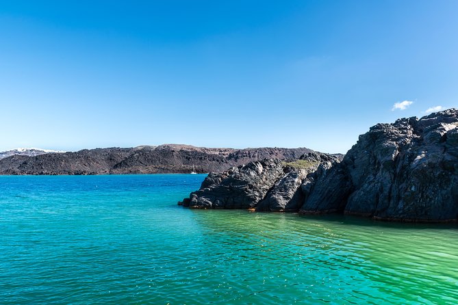 Santorini Volcano & Hot Springs Tour - Tour Itinerary