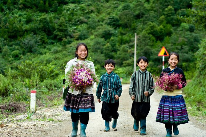 Sapa Easy Trekking Villages 2 Days/ 1night Trip: Meals, Tour Guide, 3 Star Hotel - Pricing and Payment