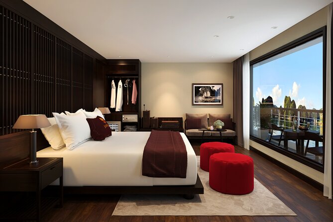 Scarlet Pearl Cruise – 5 Star Luxury Halong Bay Cruise 3 Days - Meeting and Pickup Details
