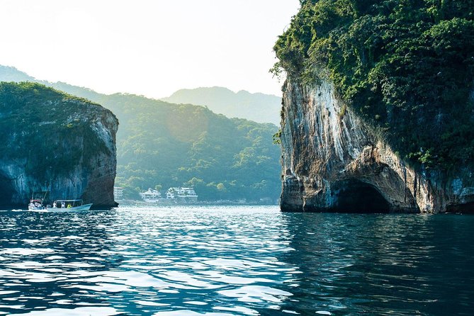 Scuba Diving Los Arcos - Suitable for All Diving Levels