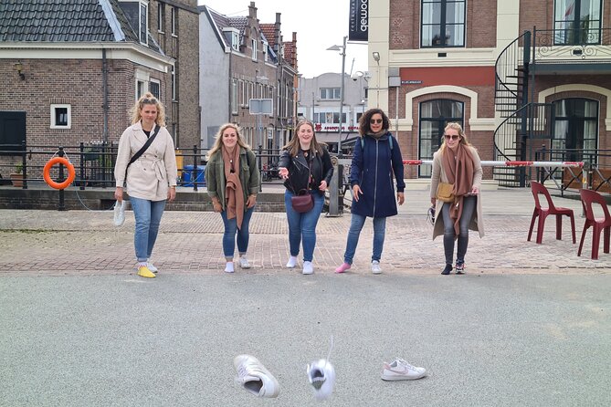 Self-Guided Interactive Walking Tour in the Centre of Zaandam - Meeting and Pickup