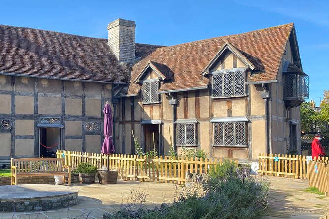 Shakespeare's Stratford-Upon-Avon: A Self-Guided Audio Tour - Overview and Attractions