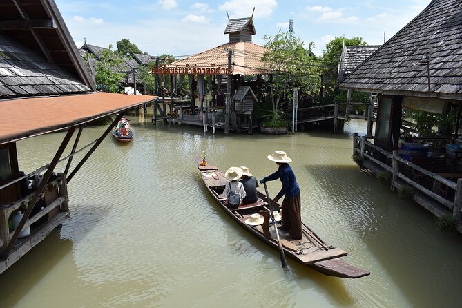 Shared Guided Tour in Pattaya Floating Market and City - Tour Highlights