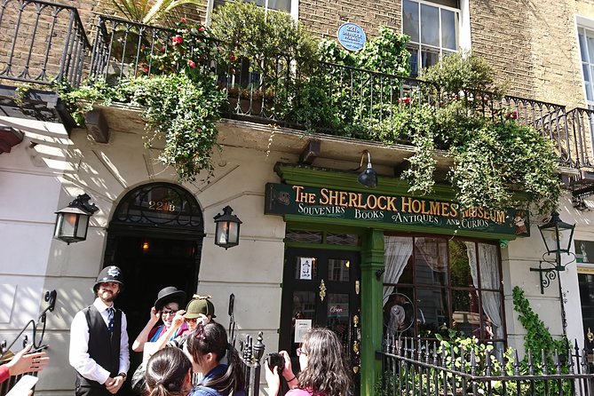 Sherlock Holmes Private Guided Tour - BBC Series & Traditional Locations - Tour Overview and Highlights