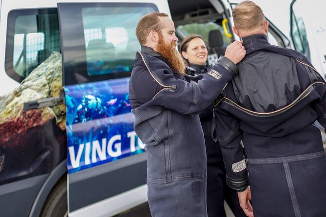 Silfra: Diving Between Tectonic Plates - Meet on Location - Overview and What To Expect