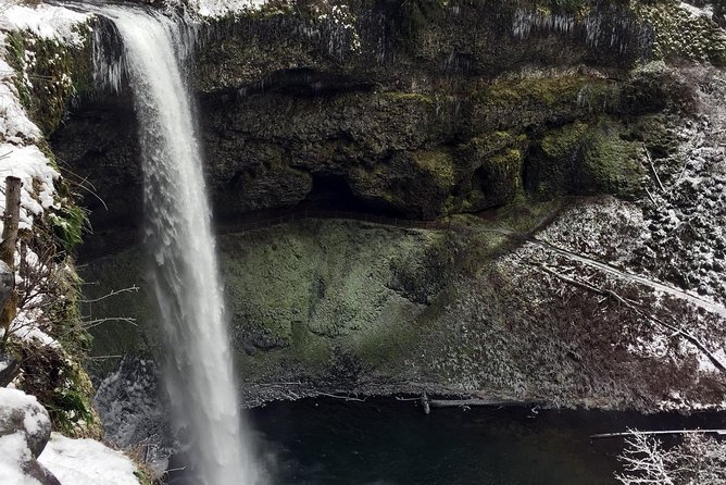 Silver Falls Hike & Wine - Winery Tasting Experience