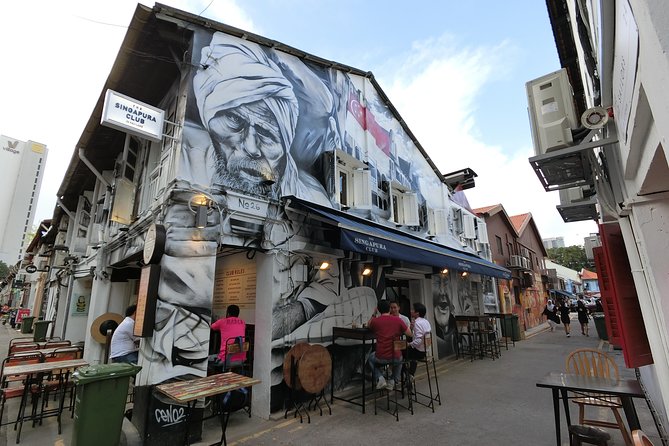 Singapore Street Art Hunting in Kampong Glam: A Self-guided Audio Tour - Top Street Art Locations in Kampong Glam